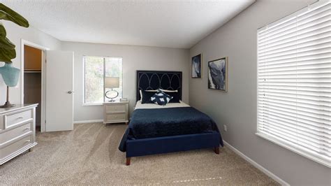 Apartments for Rent in Overland Park, KS | Perry 81 - Home