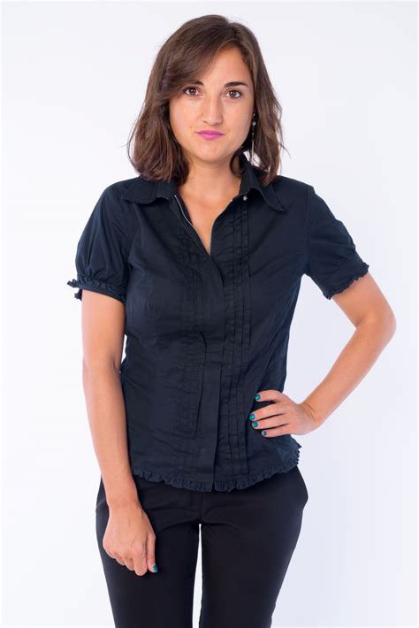 Women's Shirt Sleeve Styles: A Complete Guide to Perfect Fit
