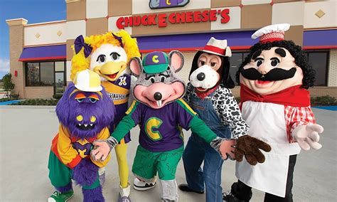 Animatronics Chuck E Cheese IGN Stephen Coonrod, An Employee Of