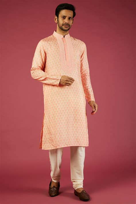 Peach Tussar Floral Block Printed & Embroidered Kurta Set – krishnamehtas
