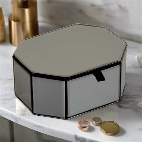 Mirror Multi Utility Box I Ichkan – ICHKAN by Day To Day