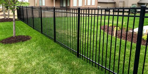 Aluminum Picket Fence - Fence Panels