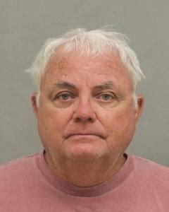 Edward Roy Clary, a registered in aiea, hi 96701 at Offender Radar