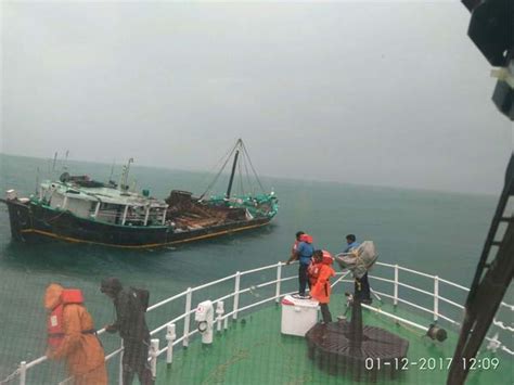 Cyclone Ockhi: Navy, Coast Guard continue search & rescue ops