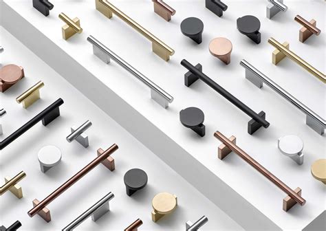 From Knobs to Pulls: 2023 Cabinet Hardware Trends