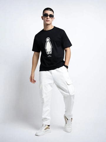 How to Style Men's Sweatshirts for Parties?