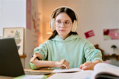 Group Learning vs Self-Learning 的图像结果