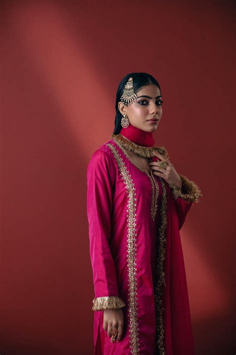 Zartasha Rose – Dachi Earth