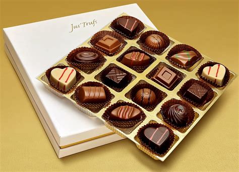 Jus' Trufs Premium Assortment Of Classic Chocolate Truffles | Box Of 16 ...