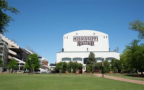 MSU graduation returns to Davis Wade Stadium with May 12 ceremonies ...