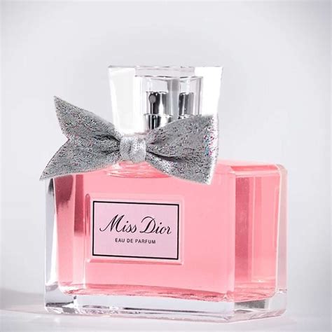 Miss Dior: the New Dior Eau de Parfum with a Couture Bow | DIOR