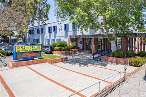 1235 W 93rd St, Los Angeles, CA 90044 | MLS# 22-215405