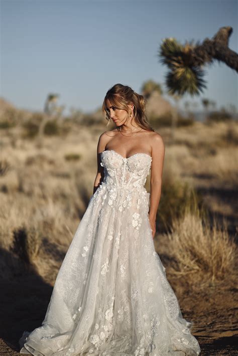 Martina Liana Bridal - Trunk Show — Moondance Bridal