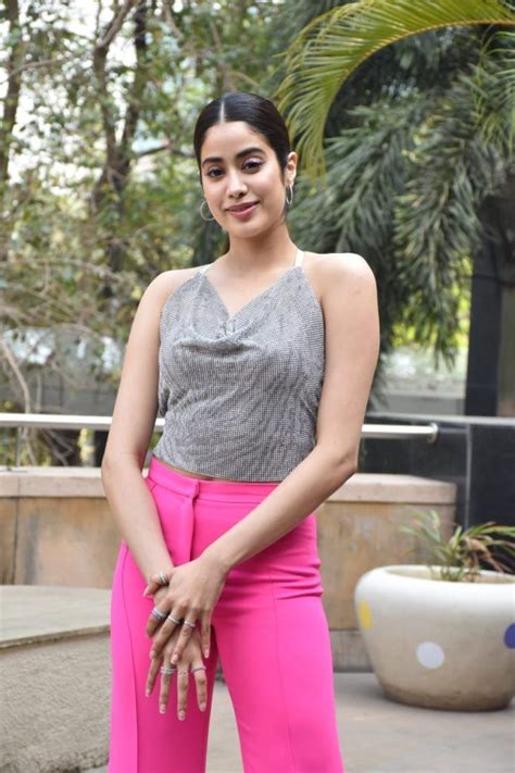 Janhvi Kapoor Poses in Sparkly Backless Top, Sonam Kapoor Says Hot