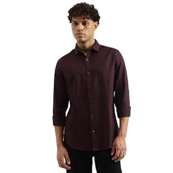 UNITED COLORS OF BENETTON Regular Semi-Cutaway Printed Shirt (Size: S ...