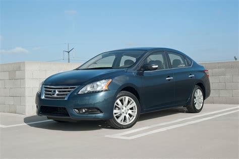 2014 Nissan Sentra: Around the Block