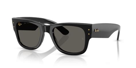 Les lunettes de soleil Mega Wayfarer Blacked Out Collection en Noir et ...
