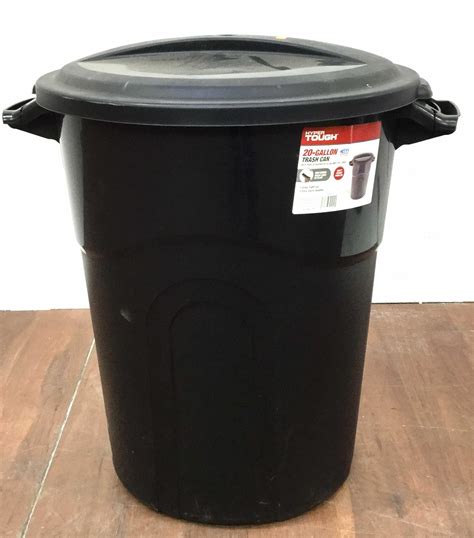 Lot - Hyper Tough 20 Gal Trash Can With Lid