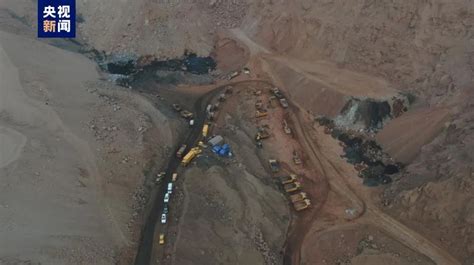 大地伤痕：疯狂的采矿将秦岭山体切成峭壁[组图]_图片中国_中国网