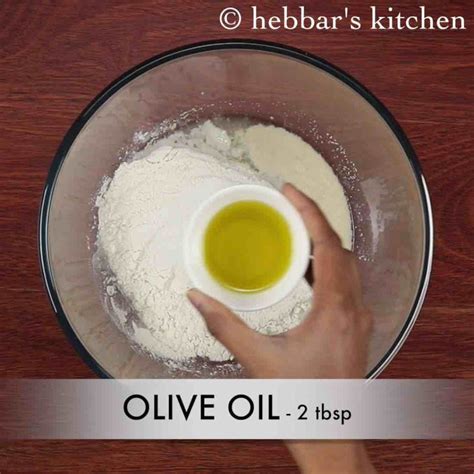 पिज़्ज़ा बॉम्ब्स रेसिपी | pizza bombs in hindi | वेज पिज़्ज़ा बॉम्ब ...