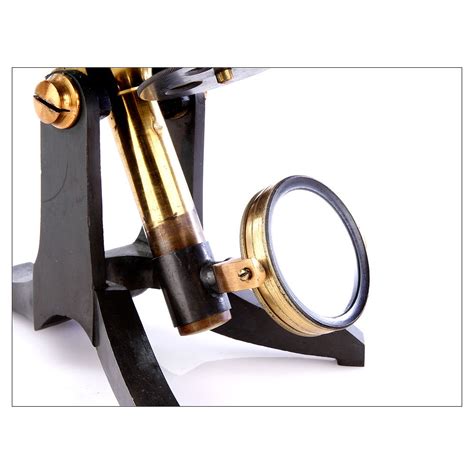 Old Compound Microscope 的图像结果