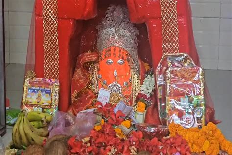 Marhi Mata Mandir In Pendra: इस मंदिर के सामने ट्रेनों की रफ्तार हो ...