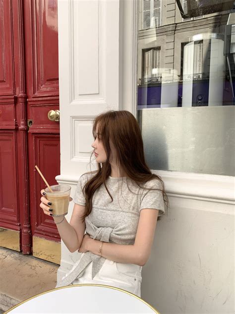 Lace-up round neck short sleeve top – Uncut-Trends