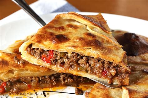 Empanada de carne con tortillas de trigo. SIN MASA - Recetas de Esbieta