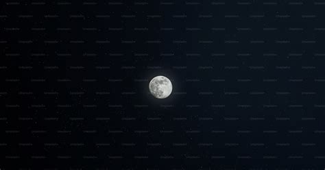 Remote View Moon 的图像结果