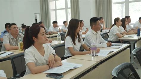 昌吉职业技术学院专业带头人高级研修班在我院开班