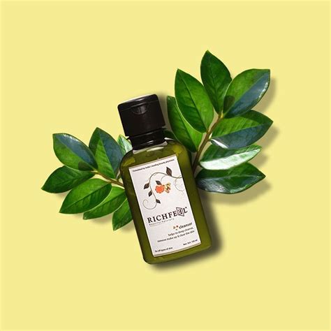 Foxy.in : Buy Richfeel Naturals Face Cleanser 100 ml online in India on ...