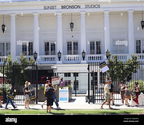 Los angeles union members hi-res stock photography and images - Alamy