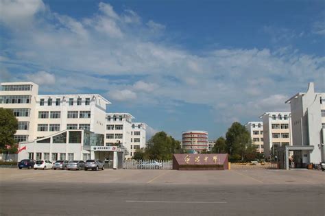 赣州市第八中学（2018年建于赣州的公立初中）_尚可名片