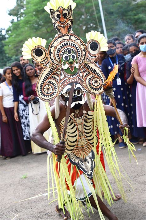 Deva Matha College Kuruvilangad