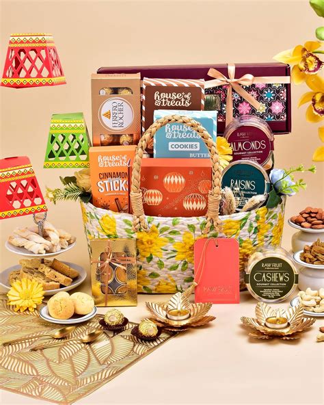 Diwali Gift Items Diwali Hampers Diwali Gift Box Diwali Gift Hampers ...