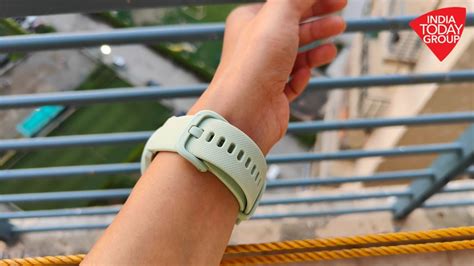 Garmin Vivomove Sport review: Classic analog watch with some smarts