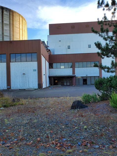 Construction on the Satsop Nuclear Plant began in 1977, but was halted ...