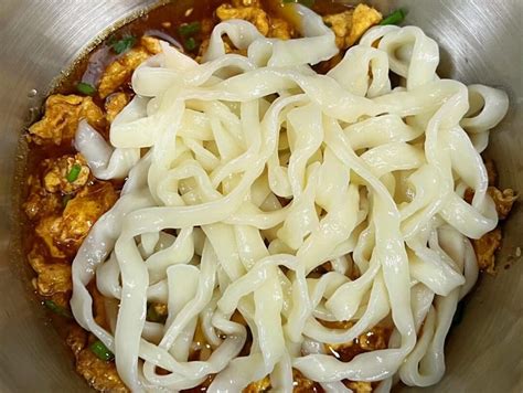 Mì Trung Quốc: Lịch sử, các loại và hướng dẫn văn hóa năm 2026