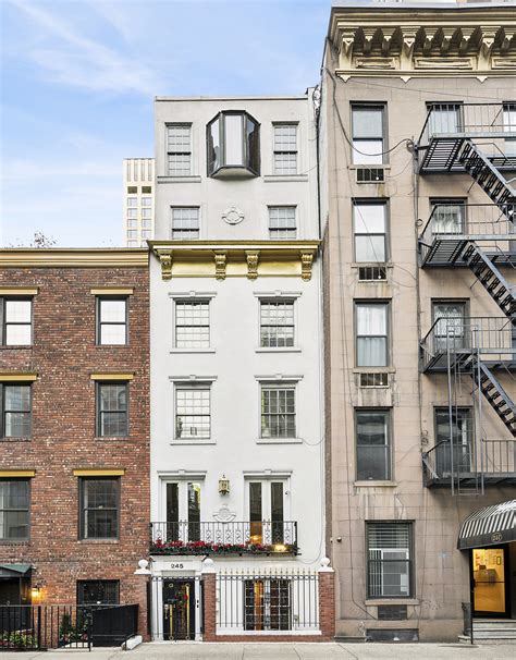 245 East 52nd Street | Compass