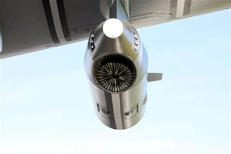 DRDO Seeks RFI for Indigenous Development of Air-to-Air Refuelling Pods