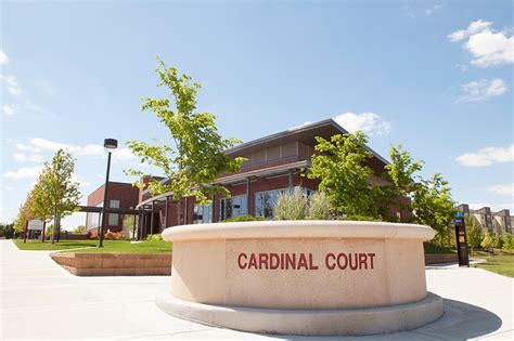 Cardinal Court | University Housing Services | Illinois State