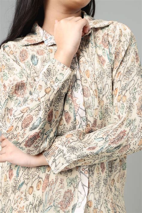 Seamless Floral Pleated Shirt Co-Ord Set For Girls – neofaa.com