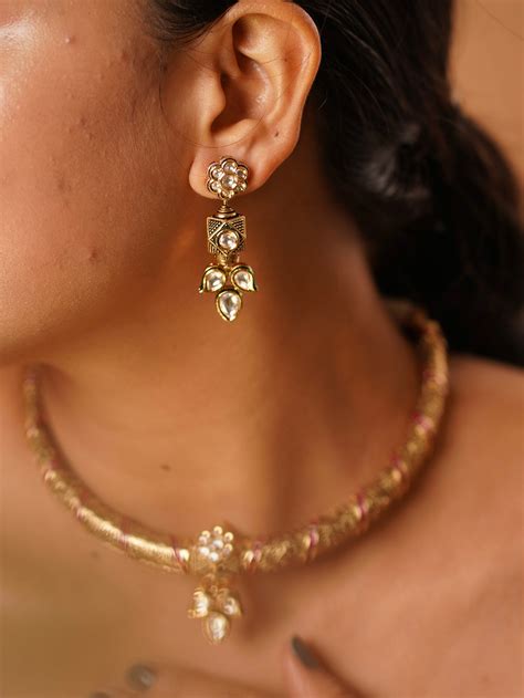 Buy Hasli Necklace Sets Online at MrJewels