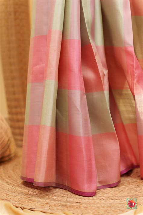 Pastel Kanjivaram Pure Zari handloom saree Rasika – THE INDIAN MOTIF