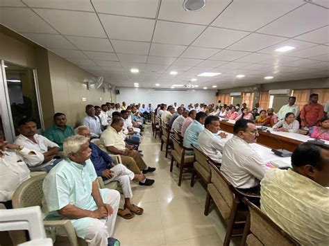 વિધાનસભાની ચૂંટણીમાં લડવા માટે કોંગ્રેસ પાસે સ્થાનિક મુદ્દાનો અભાવ ...