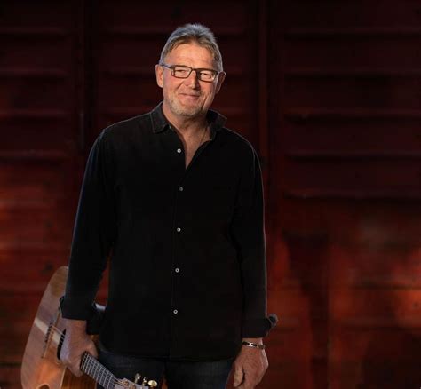 Steve McBride live in the front bar, 160 The Terrace Port Pirie, SA ...