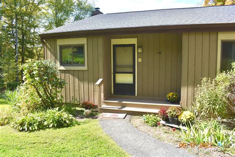8 Tamarack Ln Unit 8, Woodbury, CT 06798 | Homes.com
