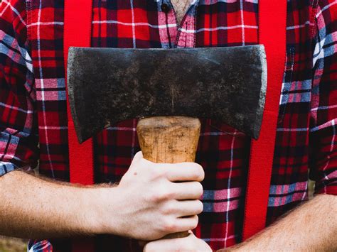 New axe-throwing bar hits the bullseye with first Austin location ...
