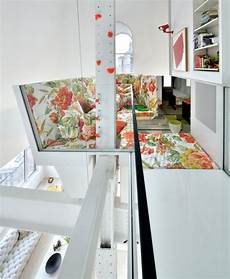 Skyhouse An Amazing New York Penthouse With Rock Climbing Column Tubular skyhouse an new york penthouse with climbing column slide Skyhouse An Amazing New York Penthouse With Rock Climbing Column Tubular skyhouse an new york penthouse with climbing column slide