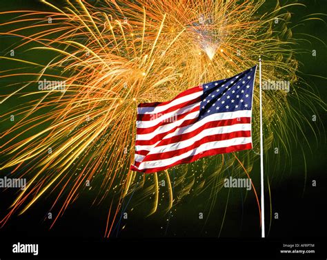 Images Of American Flag And Fireworks